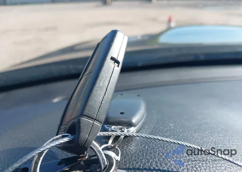 2011 BMW M3 z USA, uszkodzony, nr VIN WBSPM9C54BE203728